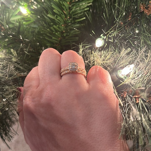 Neil Lane Bridal Set Rose Gold - Picture 2 of 6